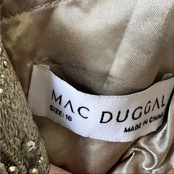 Mac Duggal Elegant Silver Long Sleeve Dress - Picture 8 of 9